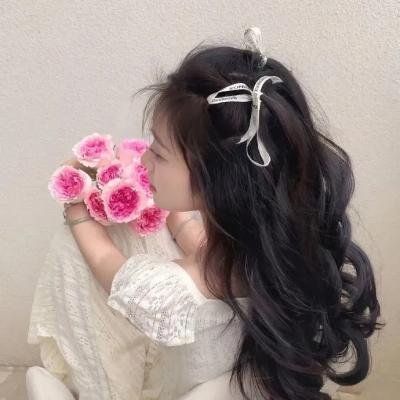 朋友与鳄鱼
